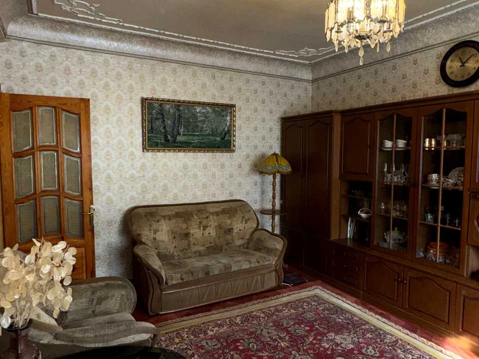 Apartment. Chuguev, Kharkiv Street
