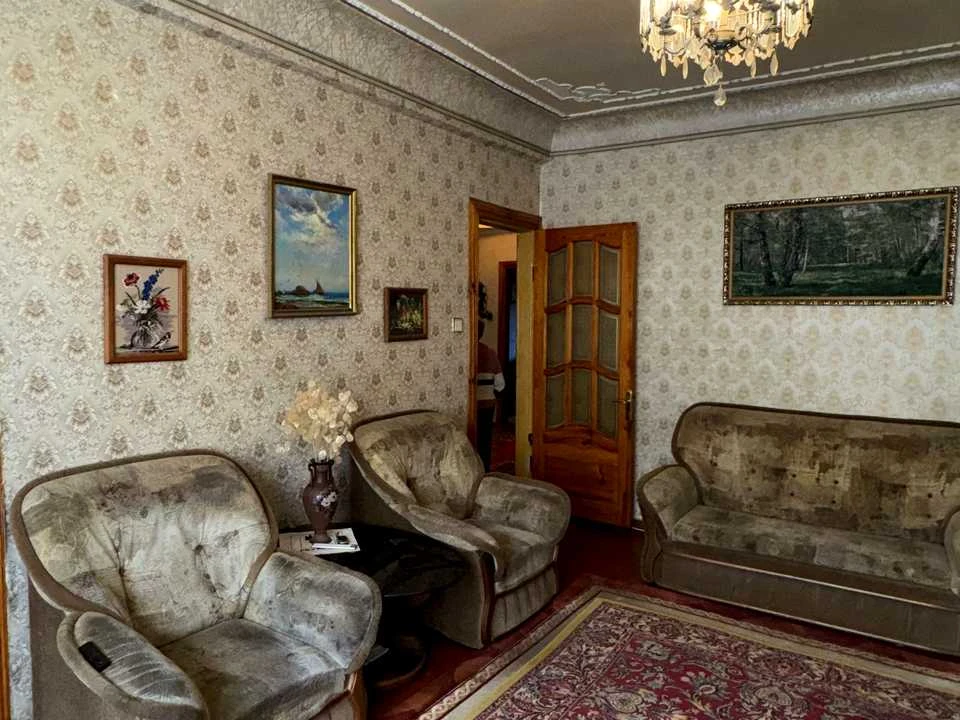 Apartment. Chuguev, Kharkiv Street
