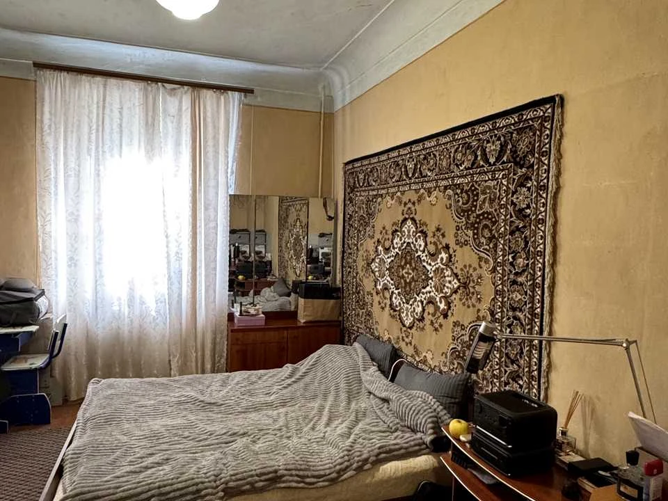 Apartment. Chuguev, Kharkiv Street