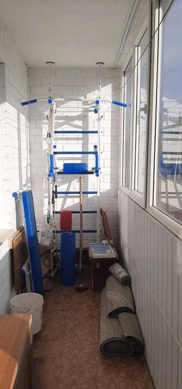 Three-room apartment in Chuguev, center