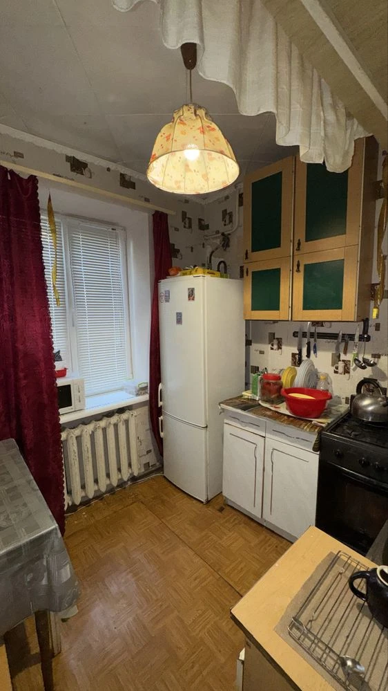 FOR SALE: 1-bedroom apartment in Chuguev (Aviator) 1st floor