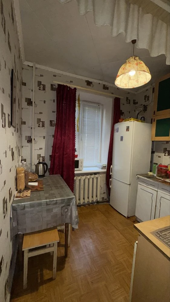 FOR SALE: 1-bedroom apartment in Chuguev (Aviator) 1st floor