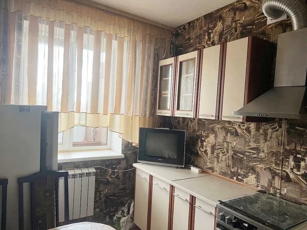 В продаже 3-х комнатная квартира в центре Чугуева