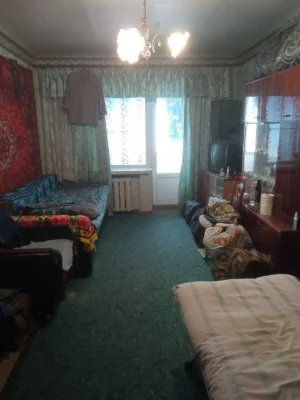 Продається 2-кімнатна квартира в самому центрі Чугуєва