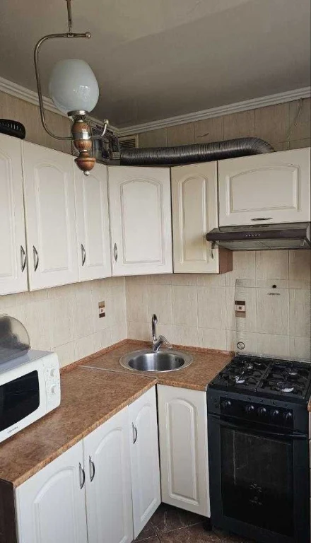 3 bedroom apartment in the center of Chuguev
