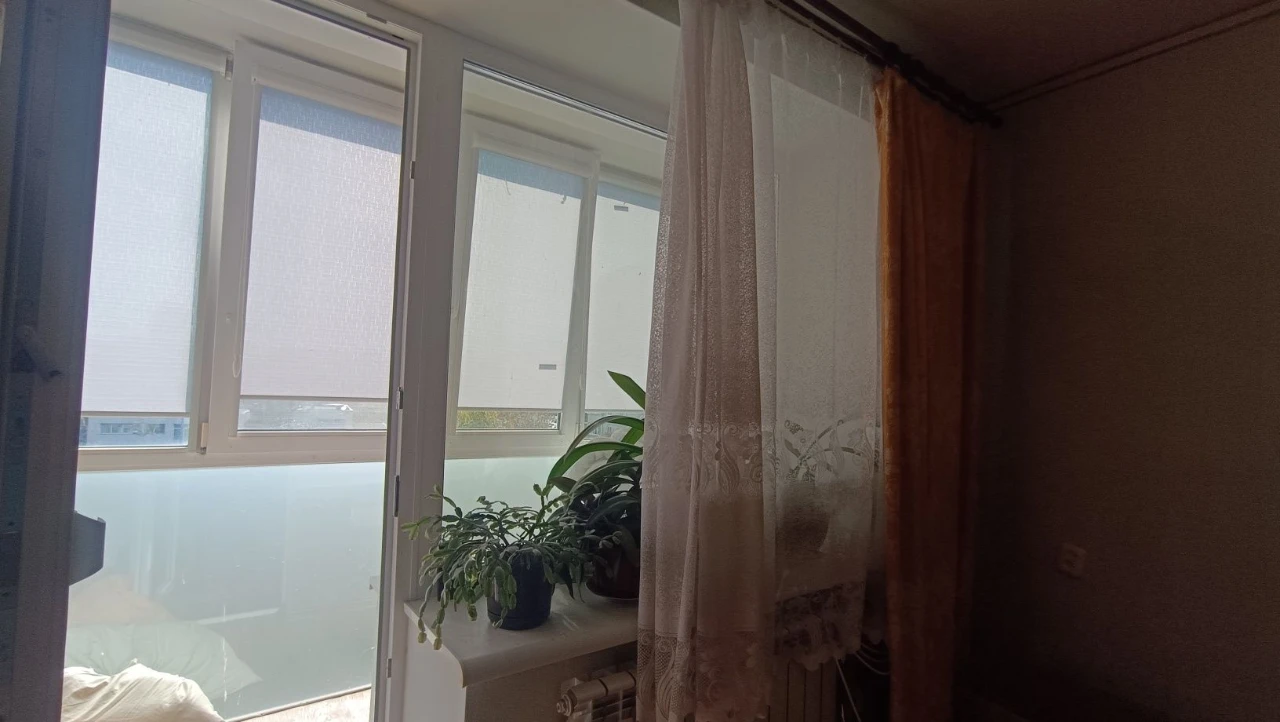Sale of a 3-bedroom apartment, center, Chuguyev