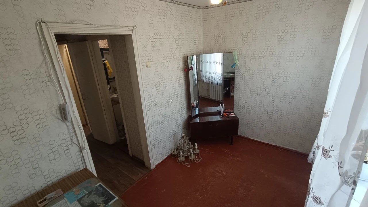 Sale of a 3-bedroom apartment, center, Chuguyev