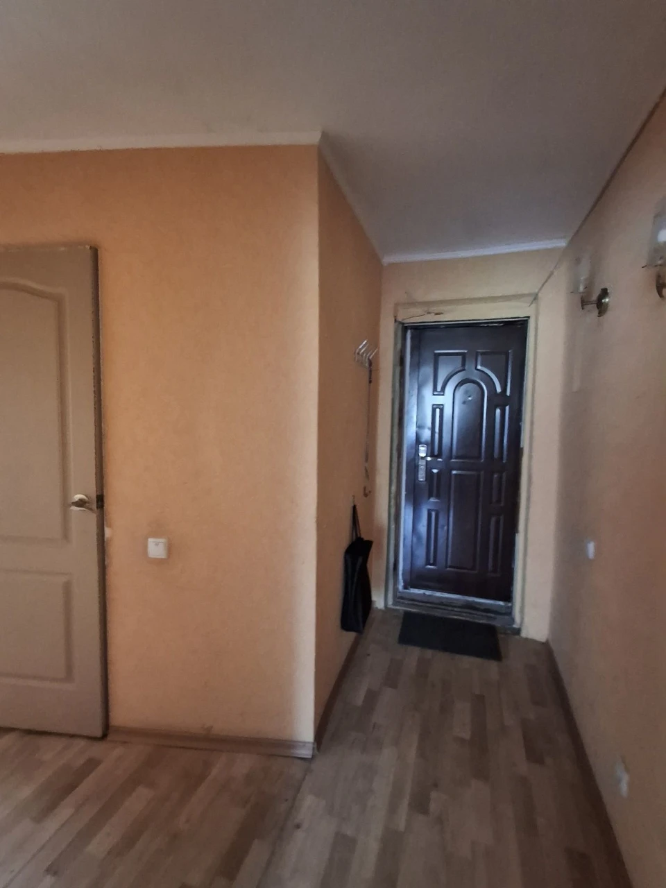 Продаётся 2х Комнатная квартира в Чугуеве Центр
