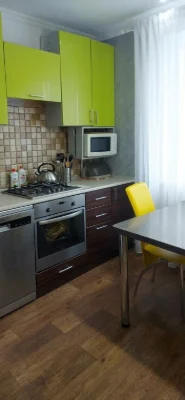 Selling 3-bedroom apartment in Aviator district