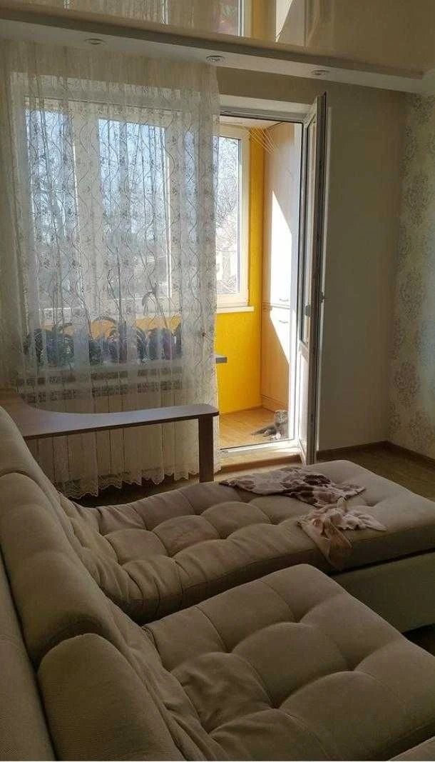 Продається двокімнатна квартира в Чугуєві