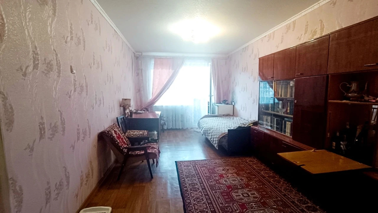 Sale of a 2-bedroom apartment, Chuguyev, center