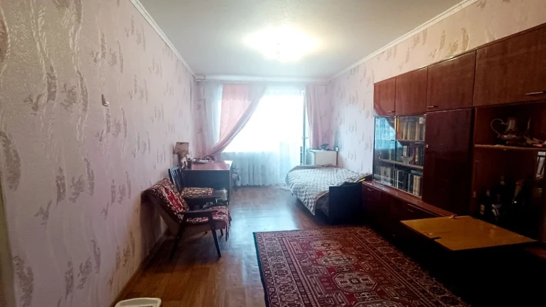 Продаж 2 кімнатної квартири, Чугуїв, центр