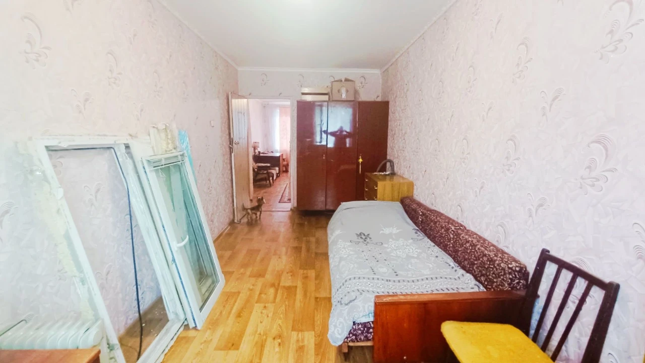 Sale of a 2-bedroom apartment, Chuguyev, center