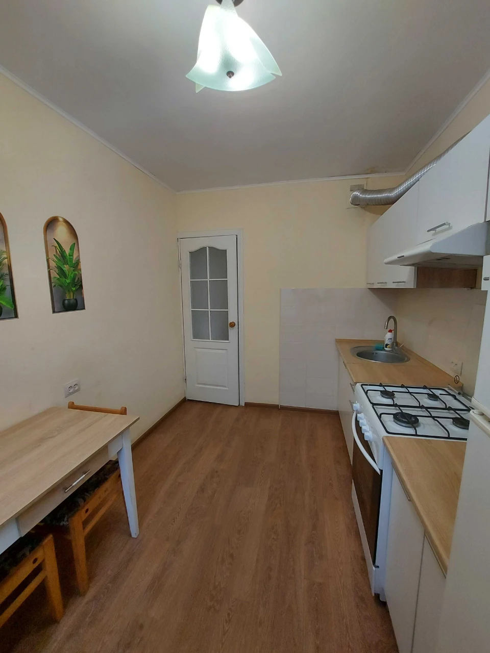 For sale in Chuguev 3 rooms apartment total area 73.7 sq.m