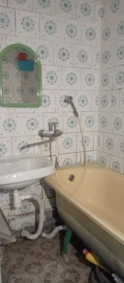 Продається 3-кімнатна квартира в Чугуєві