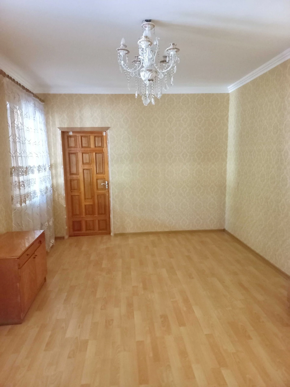 Продам 3х ком. квартиру, свой двор.
