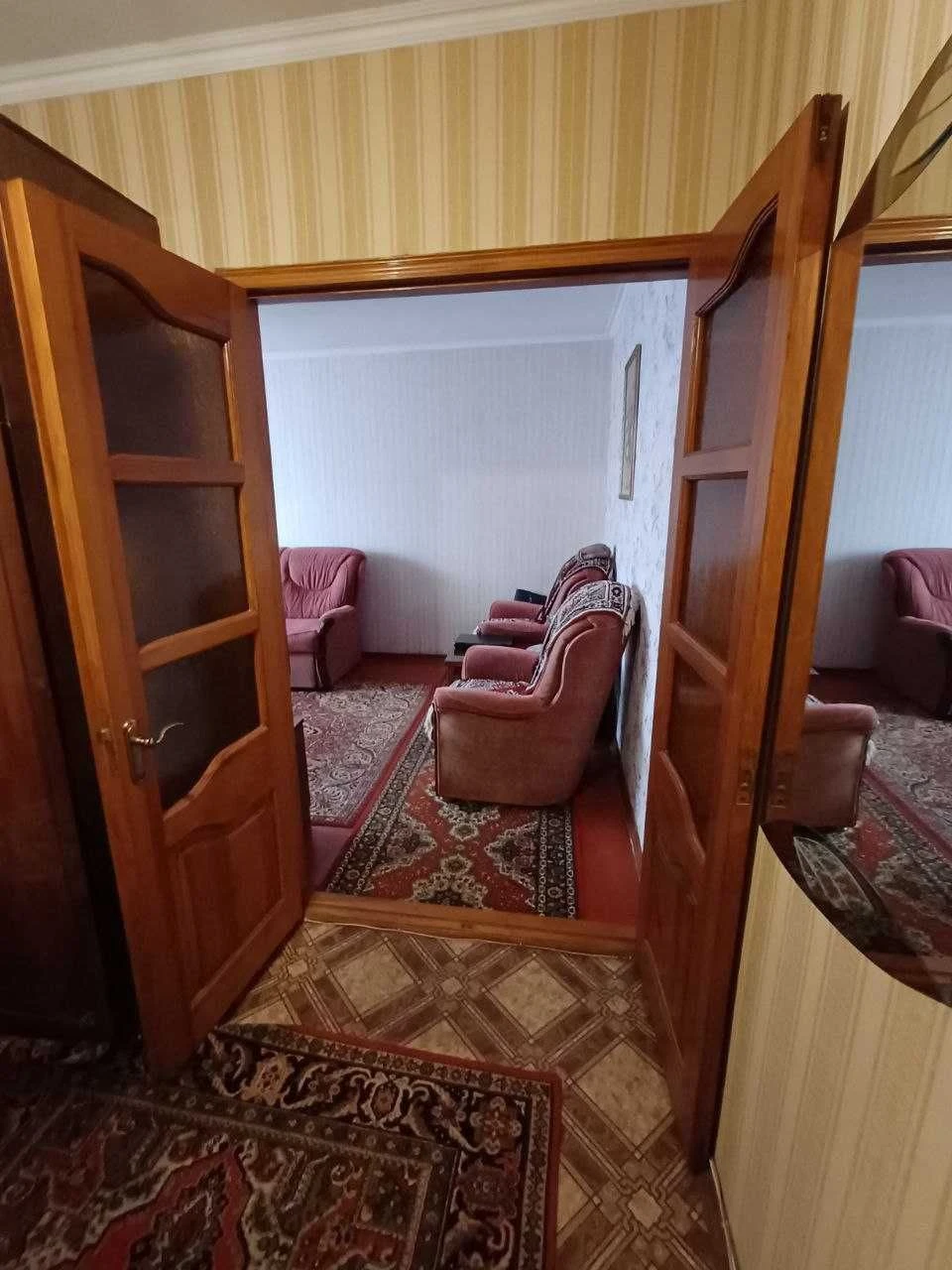 For sale 2-room apartment in Chuguev center