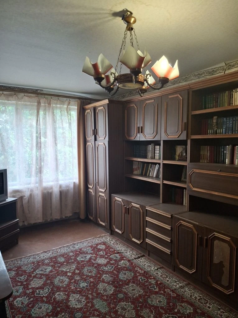 Продаётся 2-х комнатная квартира в Чугуеве м-н Авиатор