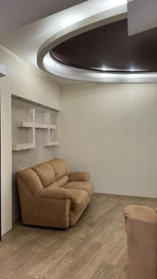 Продаю 2-кімнатну квартиру в Чугуєві (Авіатор) 2-й поверх