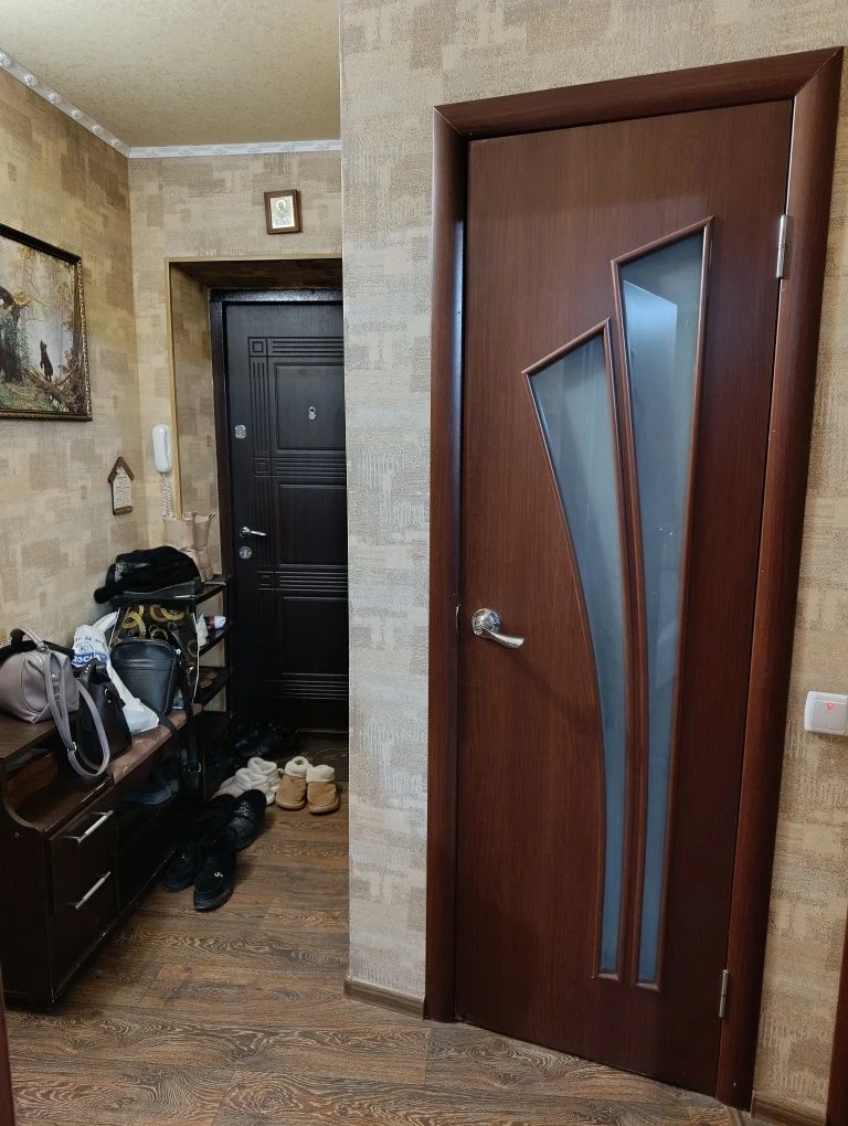 Продам 3-х кімнатну квартиру Чугуїв р-н Нової пошти 2