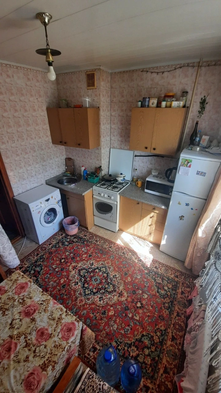 Продам 1 кімнатну квартиру