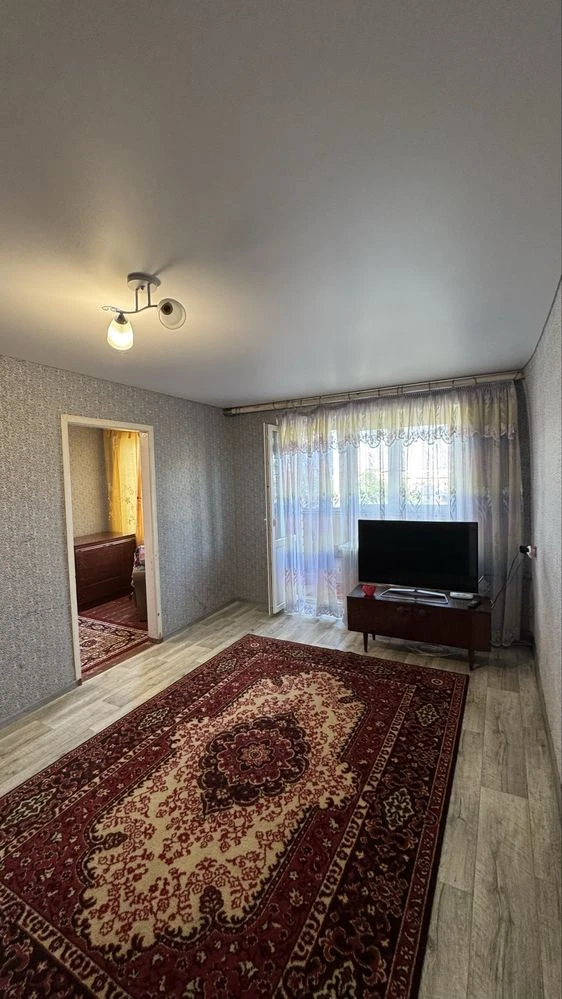 Продається 2-кімнатна квартира в Чугуєві