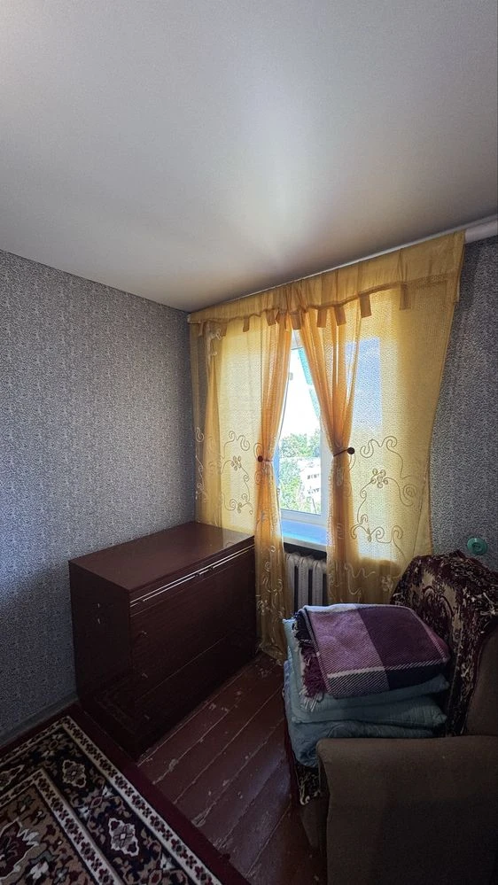 Продається 2-кімнатна квартира в Чугуєві