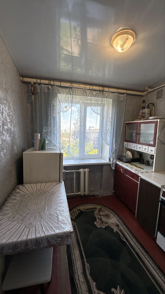 Продається 2-кімнатна квартира в Чугуєві