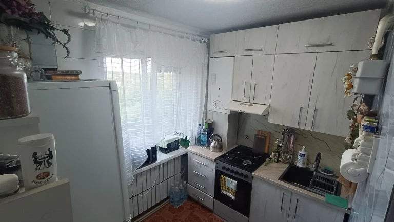 Продаж 3 кімнатної квартири, автономне опалення, Чугуїв