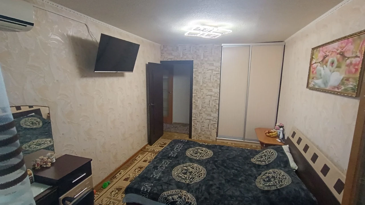 Sale of a 3-bedroom apartment, independent heating, Chuguev