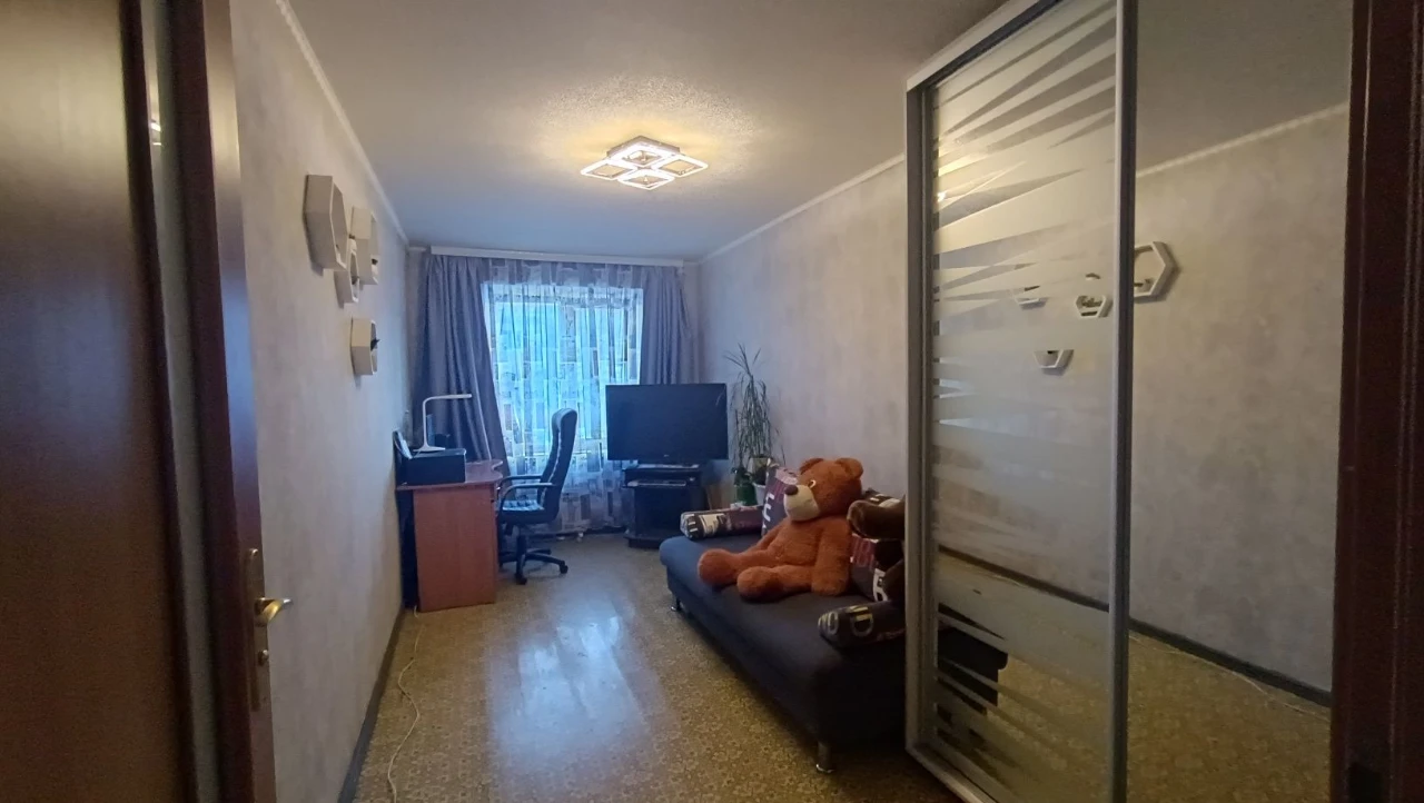 Sale of a 3-bedroom apartment, independent heating, Chuguev