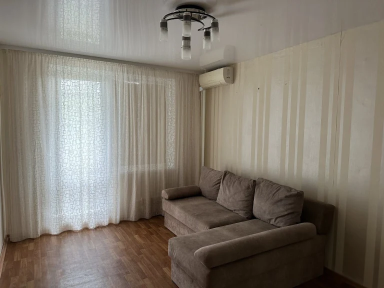 Продам 1к.кв. в центре Чугуева