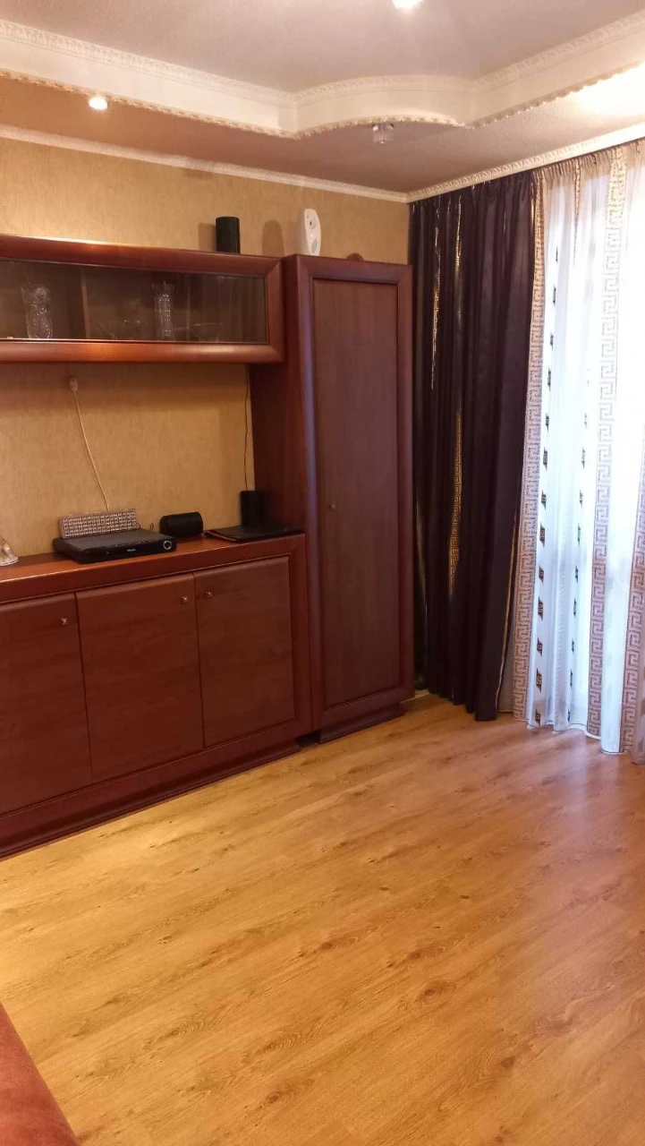 For sale, 3 room apartment in Chuguev