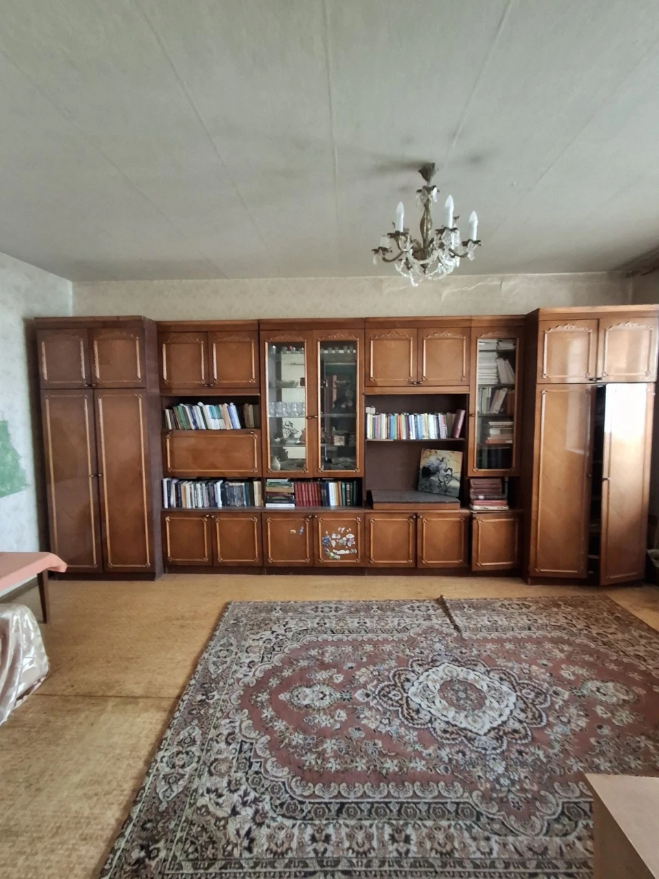 Продається 2-кімнатна квартира, Чугуєв.