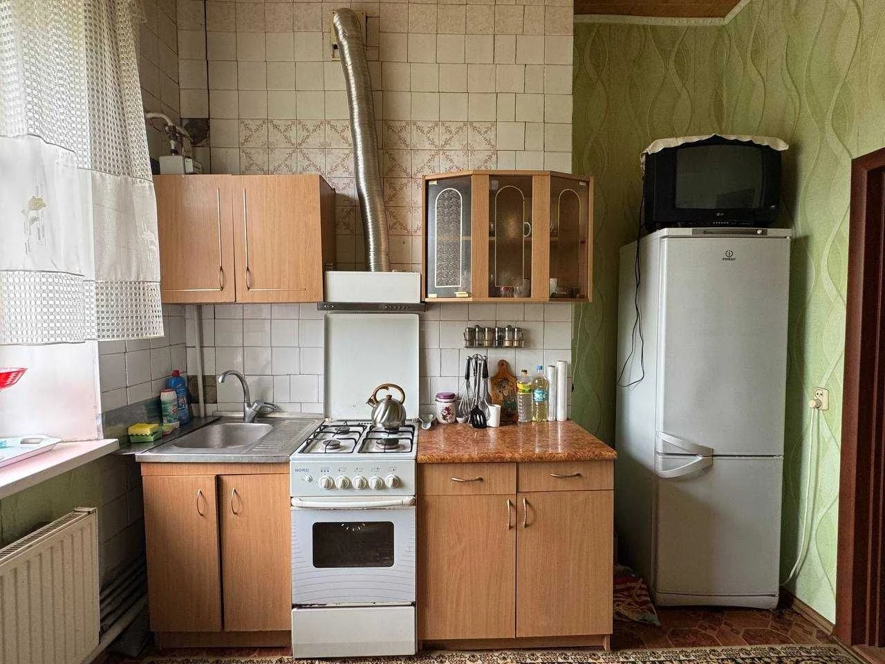 Терміновий продаж квартири поліпшеного планування з автономн