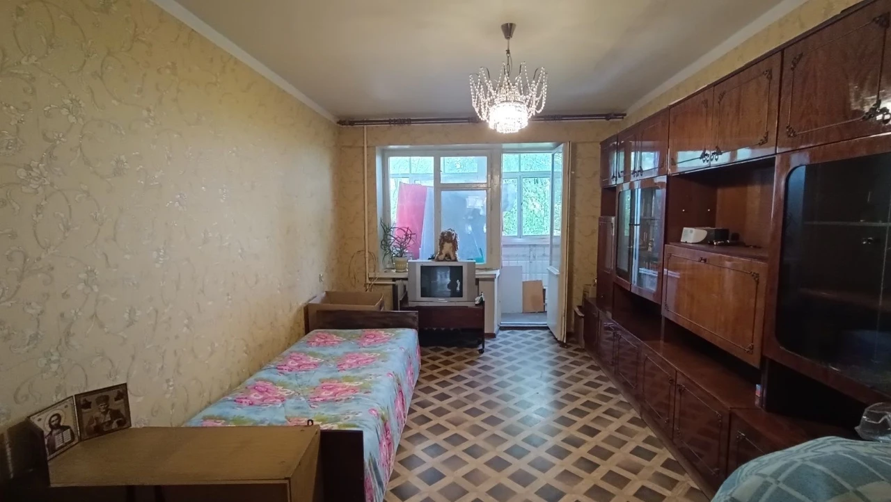 Продам 2 к квартиру і гараж, Чугуїв
