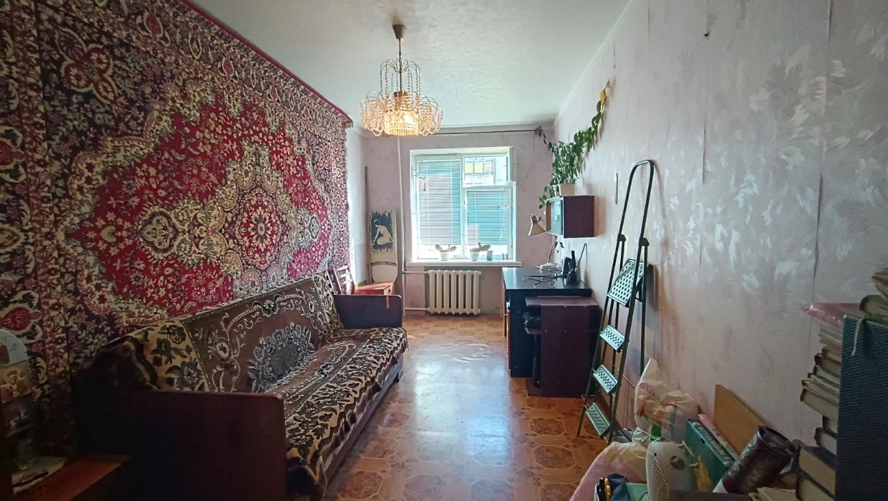 Продам 2 к квартиру і гараж, Чугуїв