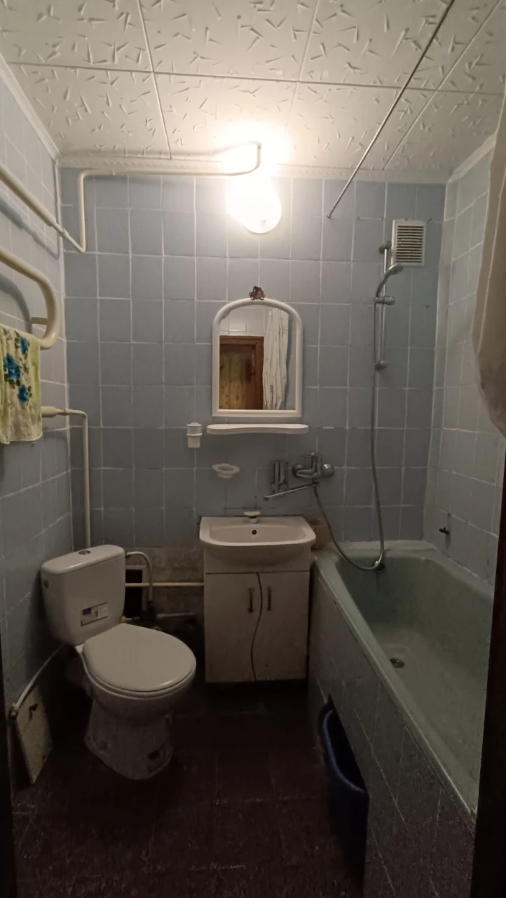 Продам 2 к квартиру і гараж, Чугуїв