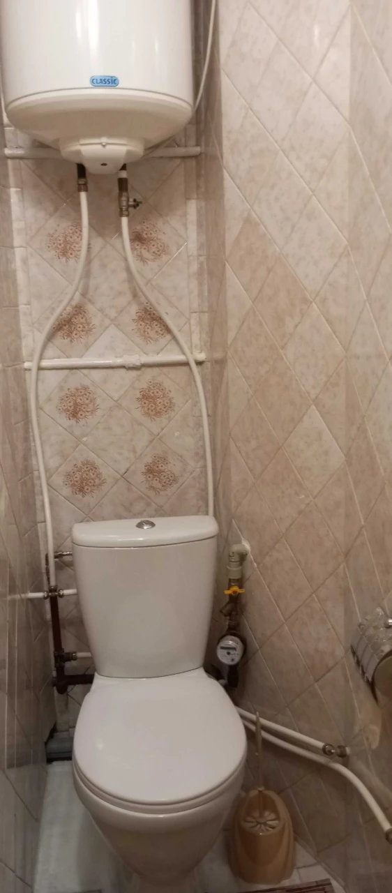 Продається 2-кімнатна квартира в центрі Чугуєва