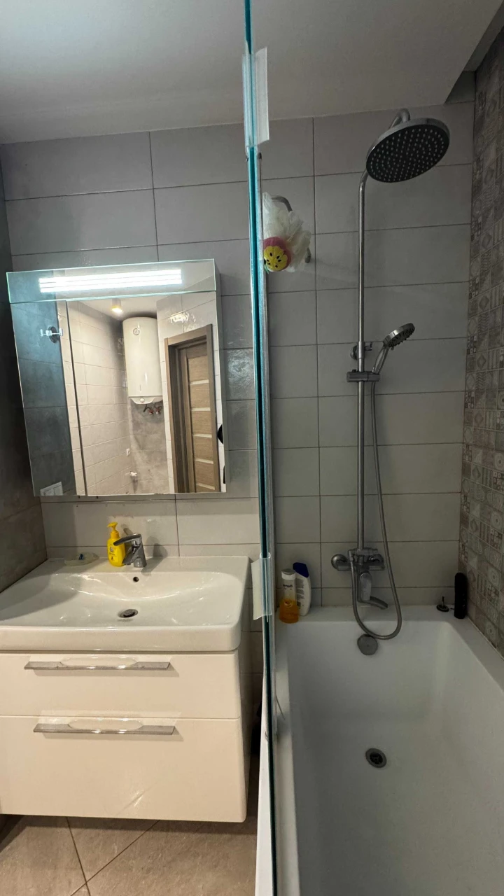 Продам шикарную 3 к.кв в Чугуеве (Авиатор)