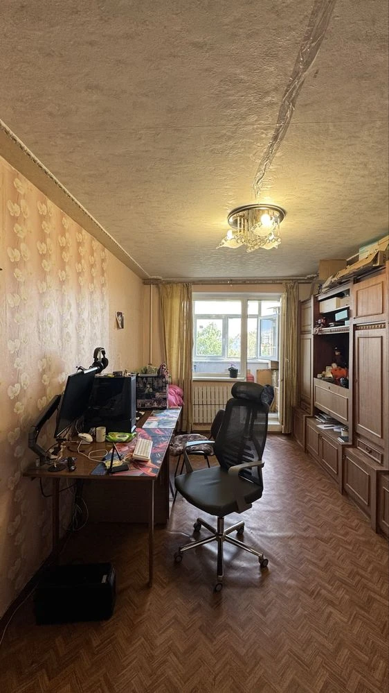 For sale 3-room apartment in Chuguev (near 7th school)