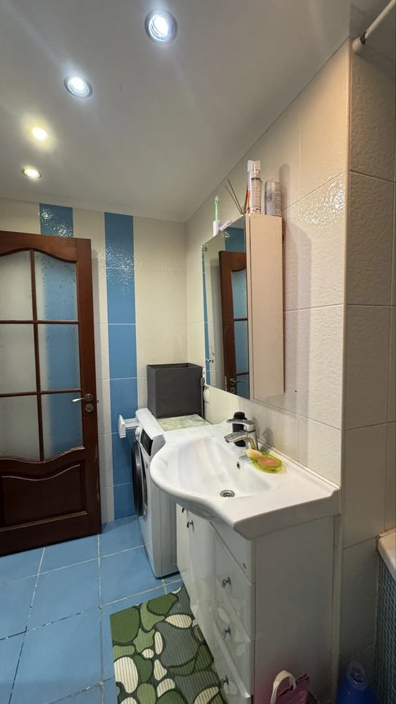For sale 3-room apartment in Chuguev (near 7th school)