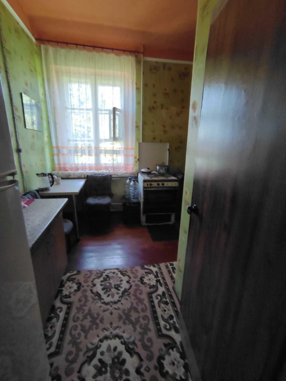 Продам 2 комнаты в центре Чугуева