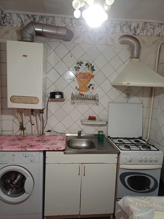 Продається 2-кімнатна квартира в Чугуєві, автономне опалення