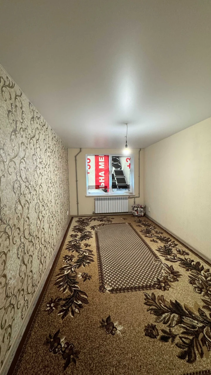 Продається 3-кімнатна квартира в Чугуєві (Авіатор) 1 поверх