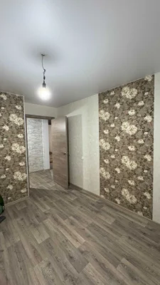 Продається 3-кімнатна квартира в Чугуєві (Авіатор) 1 поверх
