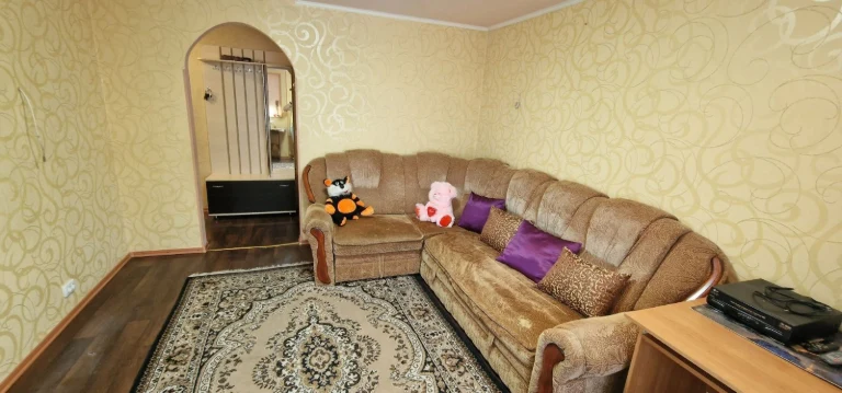 Продається 3-кімнатна квартира