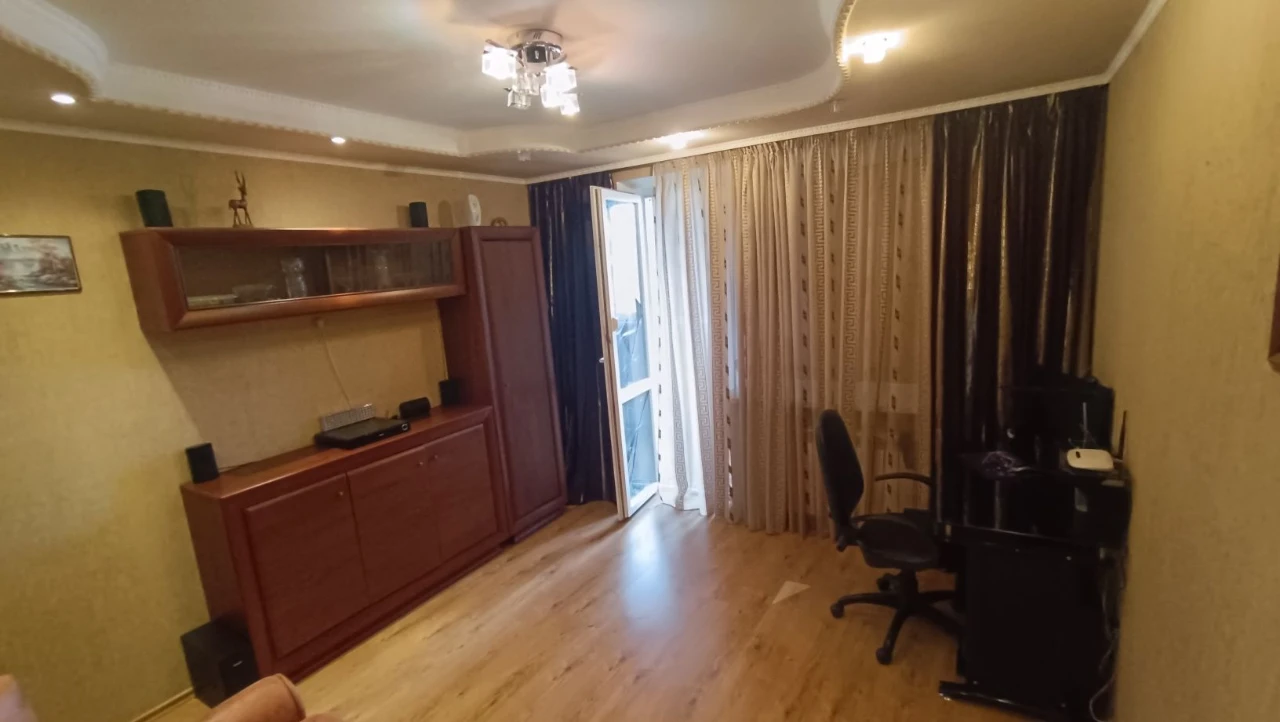 Продаж 3 к квартири, Чугуїв, м-н Авіатор