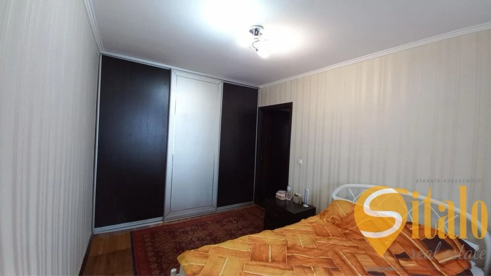 2-room apartment for sale, Petro Sahaidachnogo St. (019)