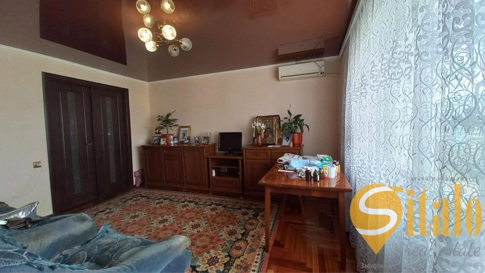 2-room apartment for sale, Petro Sahaidachnogo St. (019)